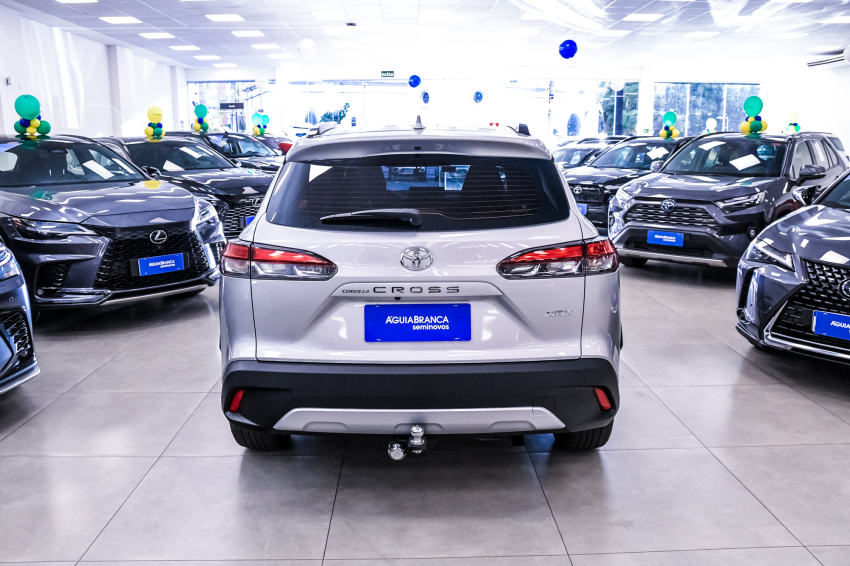 Toyota COROLLA CROSS 2.0 VVT-IE FLEX XRX DIRECT SHIFT 8