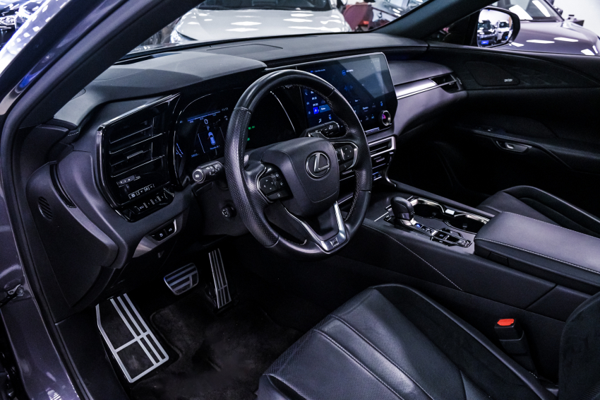 Lexus RX 500h 2.4 TURBO DUAL VVT-I HYBRID F-SPORT AWD AUTOMÁTICO 13