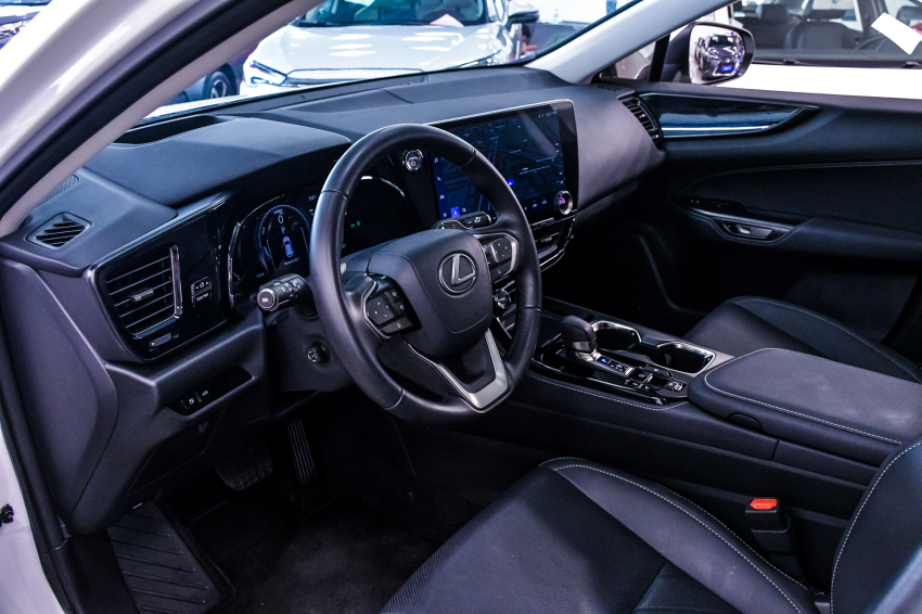 Lexus NX 350h 2.5 16V VVT-I HYBRID LUXURY CVT AWD 14