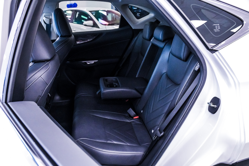 Lexus NX 350h 2.5 16V VVT-I HYBRID LUXURY CVT AWD 22
