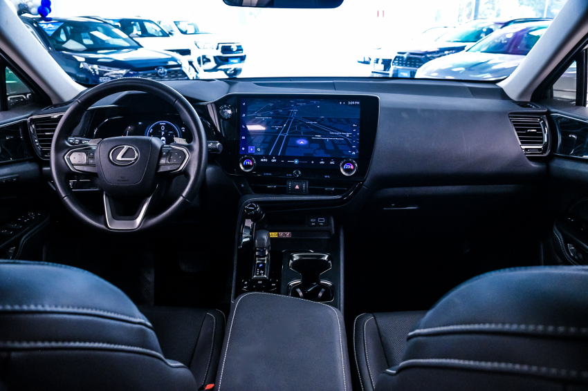 Lexus NX 350h 2.5 16V VVT-I HYBRID LUXURY CVT AWD 13