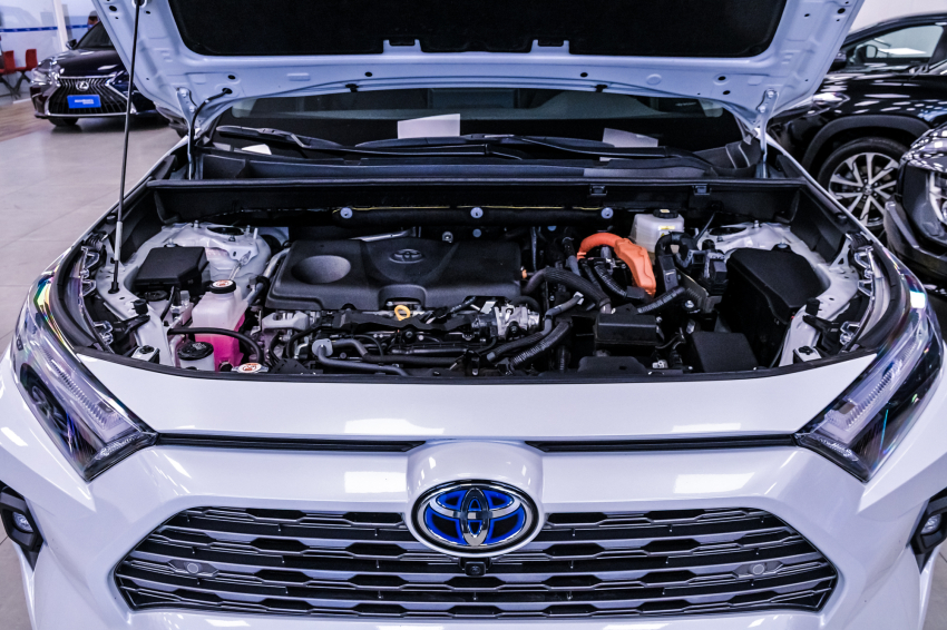 Toyota RAV4 2.5 VVT-IE HYBRID SX CONNECT AWD CVT 6