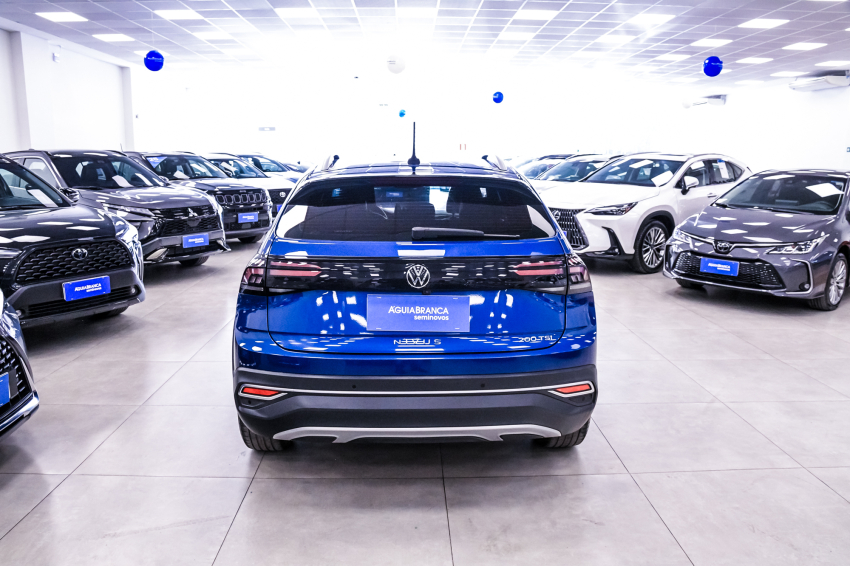 Volkswagen NIVUS 1.0 200 TSI TOTAL FLEX HIGHLINE AUTOMÁTICO 8
