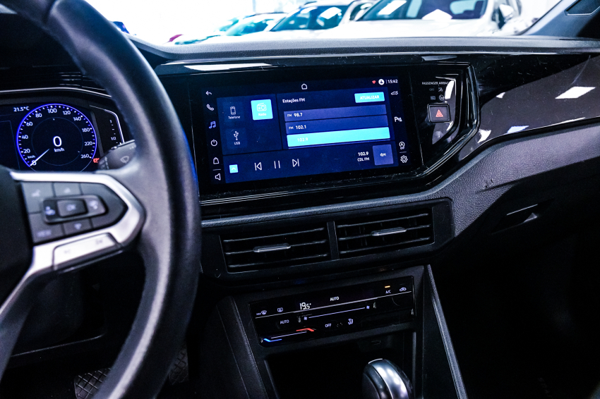 Volkswagen NIVUS 1.0 200 TSI TOTAL FLEX HIGHLINE AUTOMÁTICO 16