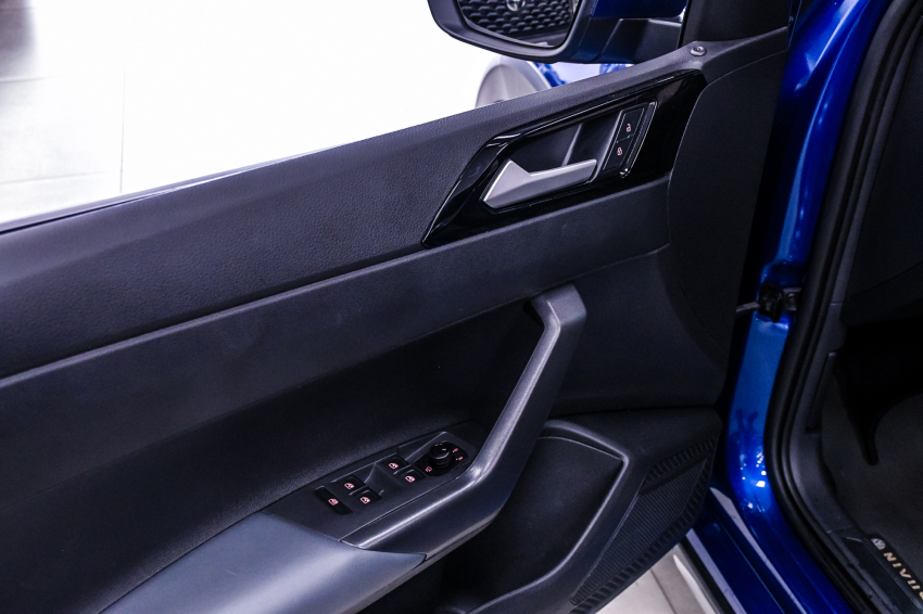 Volkswagen NIVUS 1.0 200 TSI TOTAL FLEX HIGHLINE AUTOMÁTICO 19