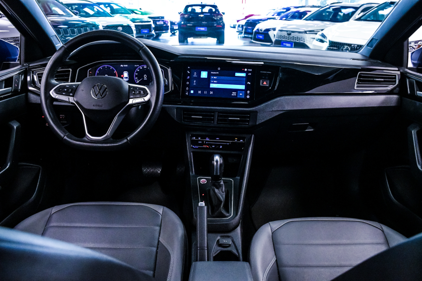 Volkswagen NIVUS 1.0 200 TSI TOTAL FLEX HIGHLINE AUTOMÁTICO 13