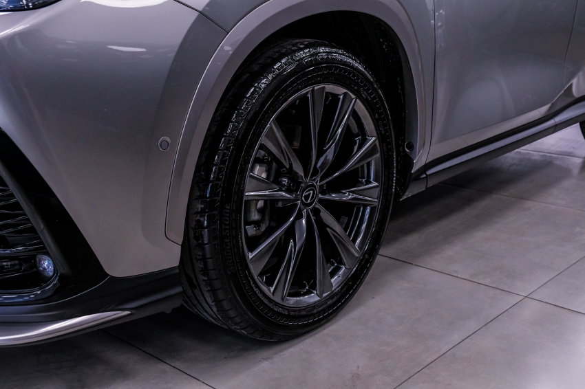 Lexus NX 350h 2.5 16V VVT-I HYBRID F-SPORT CVT AWD 2