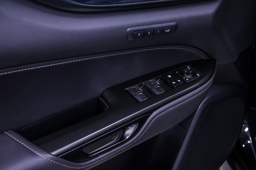 Lexus NX 350h 2.5 16V VVT-I HYBRID LUXURY CVT AWD 18