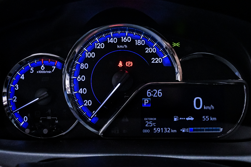 Toyota YARIS 1.5 16V FLEX SEDAN XS MULTIDRIVE 12