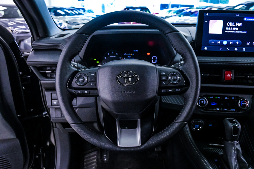 Toyota YARIS CROSS 1.5 VVT-I FLEX XRE CVT 15