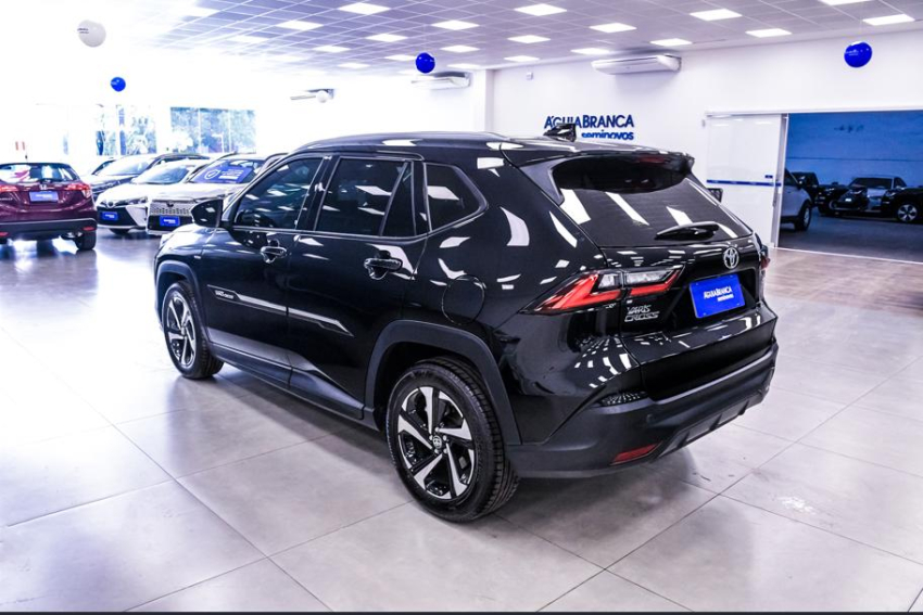 Toyota YARIS CROSS 1.5 VVT-I FLEX XRE CVT 7