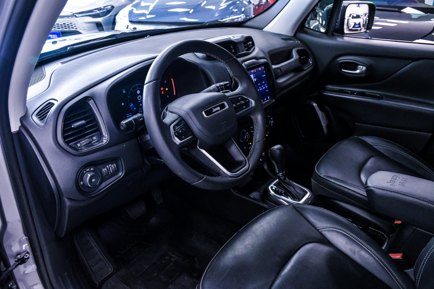 JEEP RENEGADE 1.3 T270 TURBO FLEX LONGITUDE AT6 12