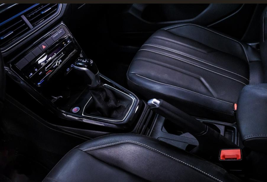 Volkswagen T-CROSS 1.4 250 TSI TOTAL FLEX HIGHLINE AUTOMÁTICO 17