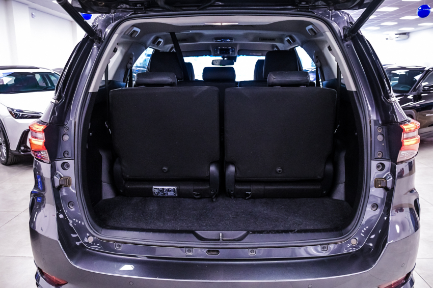 Toyota HILUX SW4 2.8 D-4D TURBO DIESEL SRX PLATINUM 4X4 AUTOMÁTICO 11