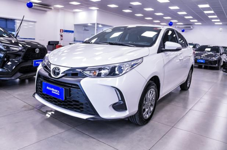 Toyota YARIS 1.5 16V FLEX SEDAN XS MULTIDRIVE