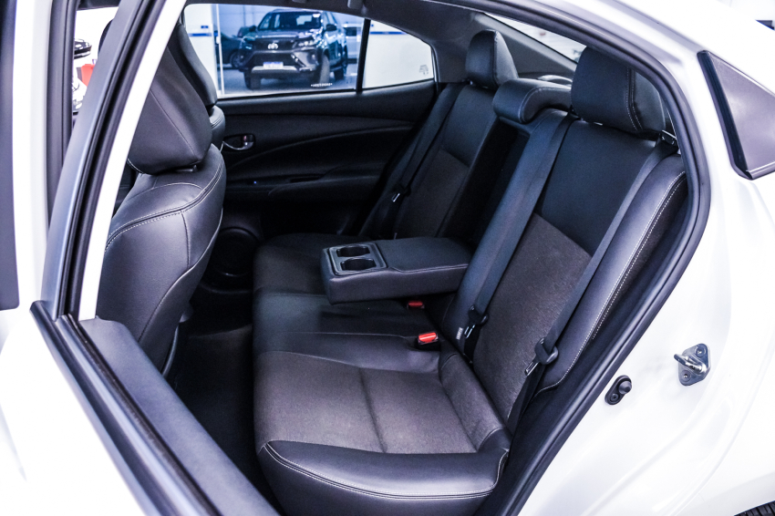 Toyota YARIS 1.5 16V FLEX SEDAN XS MULTIDRIVE 21