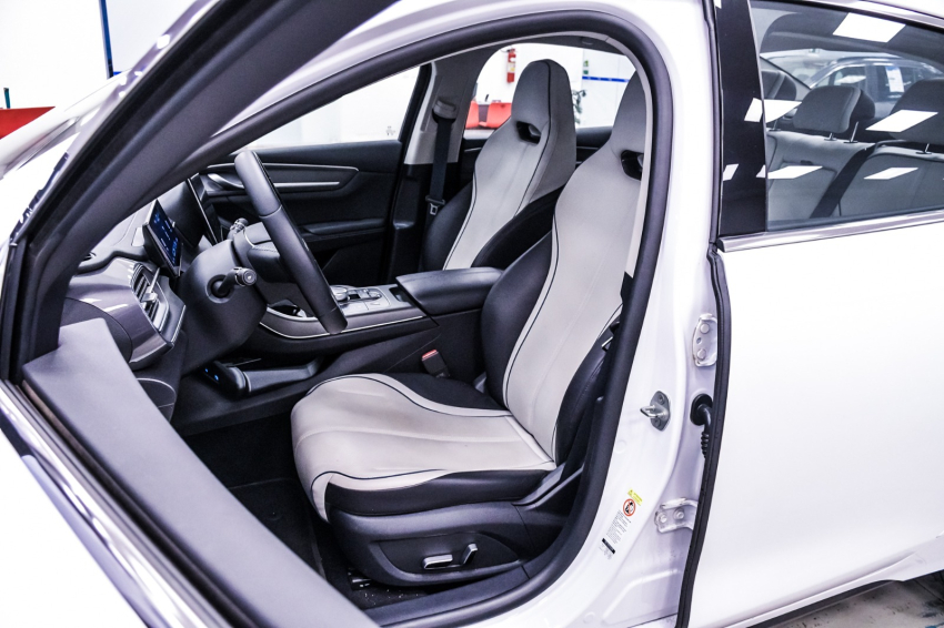 BYD KING 1.5 DM-I PHEV GL AUTOMÁTICO 19