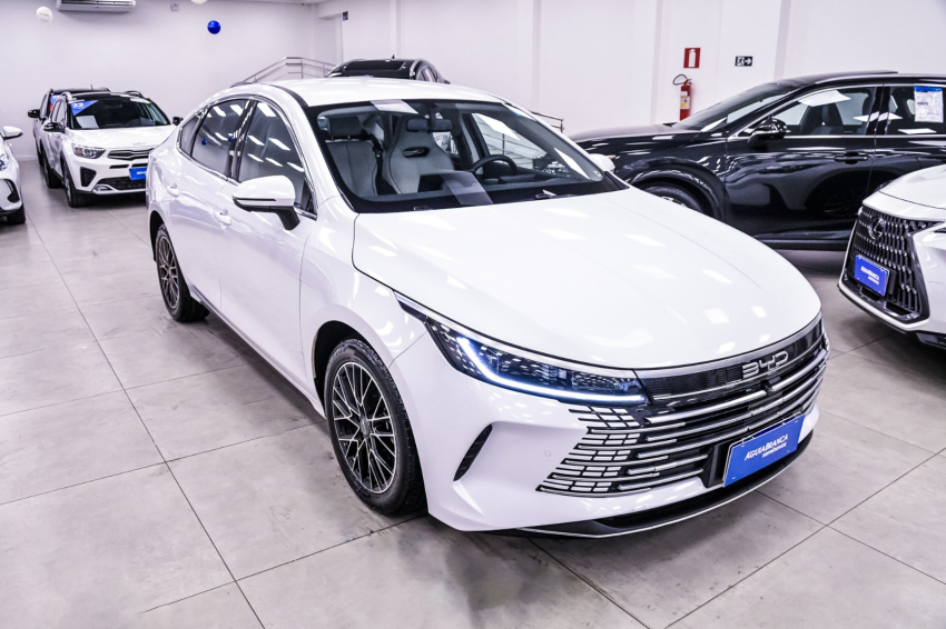 BYD KING 1.5 DM-I PHEV GL AUTOMÁTICO 5