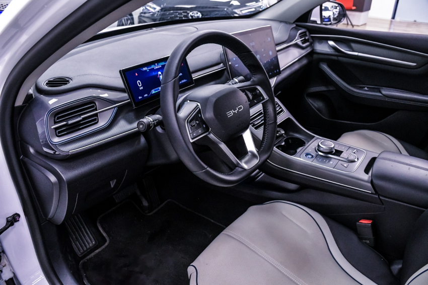 BYD KING 1.5 DM-I PHEV GL AUTOMÁTICO 12