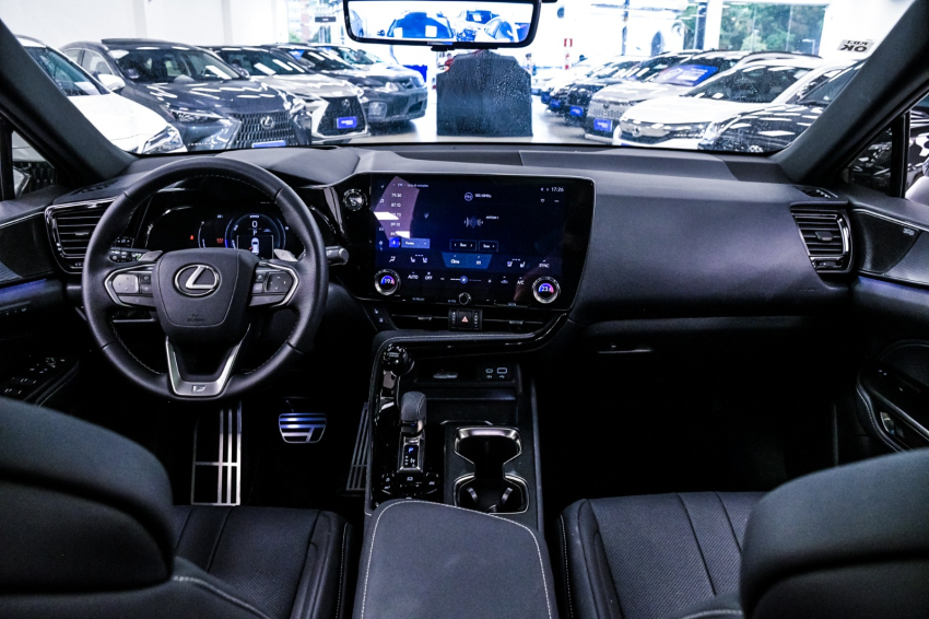 Lexus NX 350h 2.5 16V VVT-I HYBRID F-SPORT CVT AWD 14