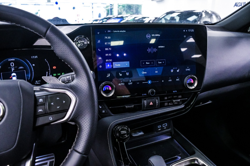 Lexus NX 350h 2.5 16V VVT-I HYBRID F-SPORT CVT AWD 17