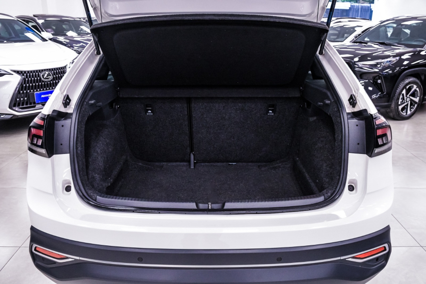 Volkswagen NIVUS 1.0 200 TSI TOTAL FLEX HIGHLINE AUTOMÁTICO 11
