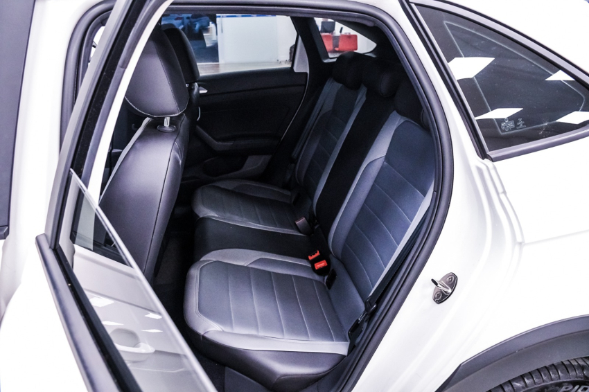Volkswagen NIVUS 1.0 200 TSI TOTAL FLEX HIGHLINE AUTOMÁTICO 21