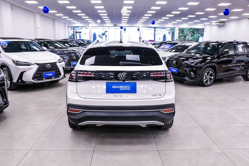 Volkswagen NIVUS 1.0 200 TSI TOTAL FLEX HIGHLINE AUTOMÁTICO 8