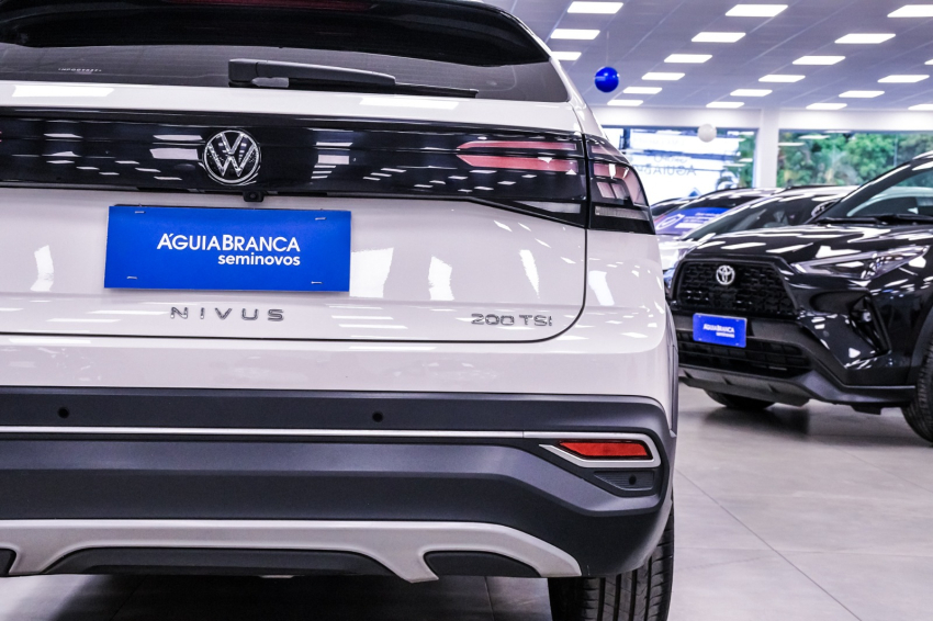 Volkswagen NIVUS 1.0 200 TSI TOTAL FLEX HIGHLINE AUTOMÁTICO 9