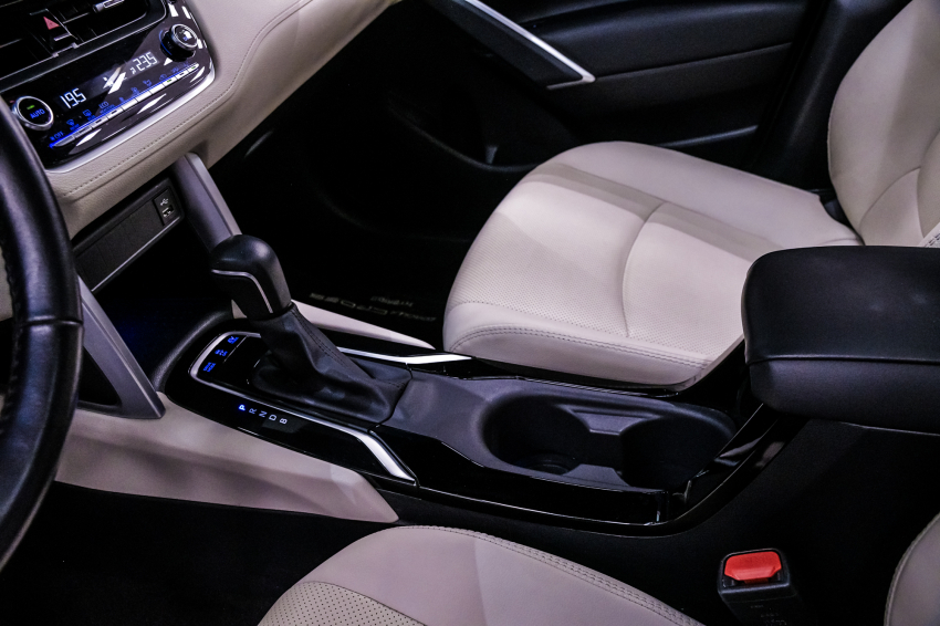 Toyota COROLLA CROSS 1.8 VVT-I HYBRID FLEX XRX CVT 18