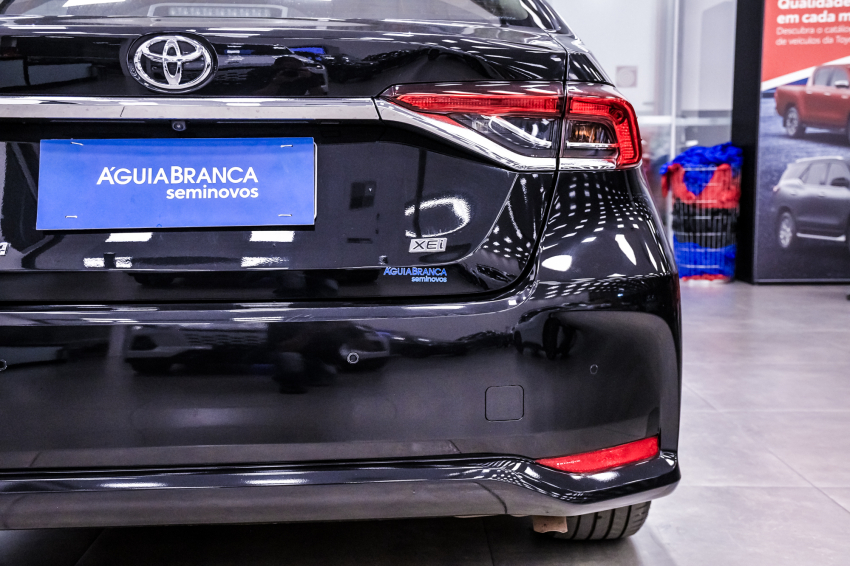 Toyota COROLLA 2.0 VVT-IE FLEX XEI DIRECT SHIFT 9