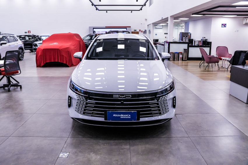 BYD KING 1.5 DM-I PHEV GL AUTOMÁTICO 3