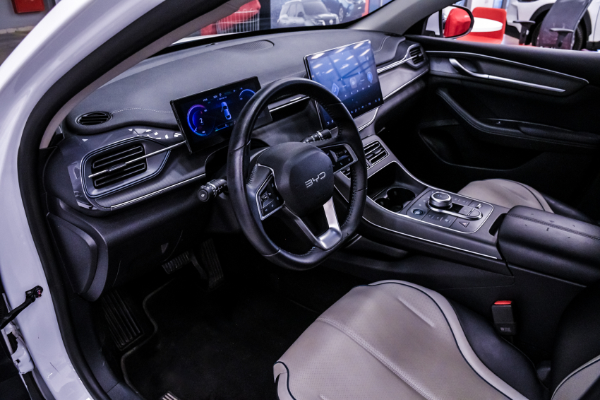 BYD KING 1.5 DM-I PHEV GL AUTOMÁTICO 12