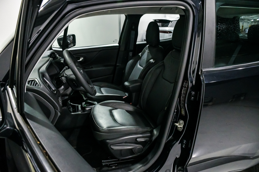 JEEP RENEGADE 1.3 T270 TURBO FLEX LONGITUDE AT6 19