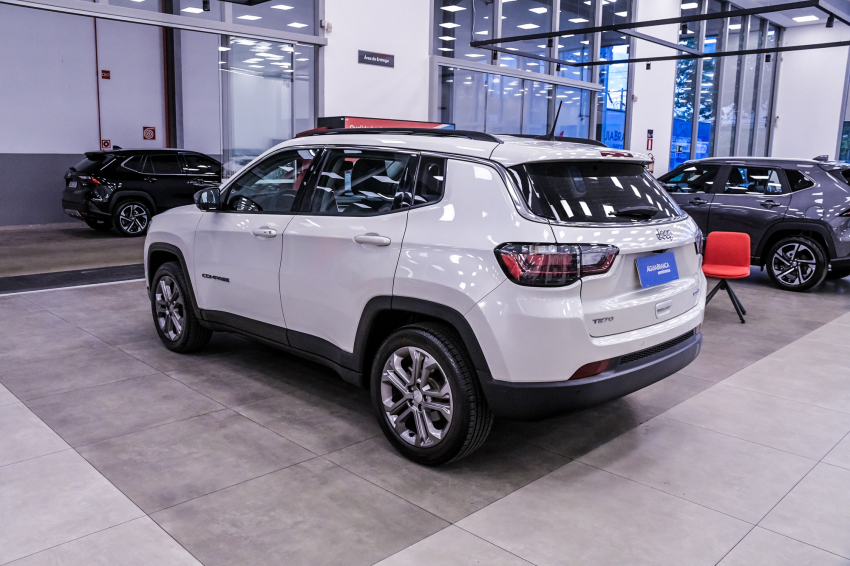 JEEP COMPASS 1.3 T270 TURBO FLEX LONGITUDE AT6 7