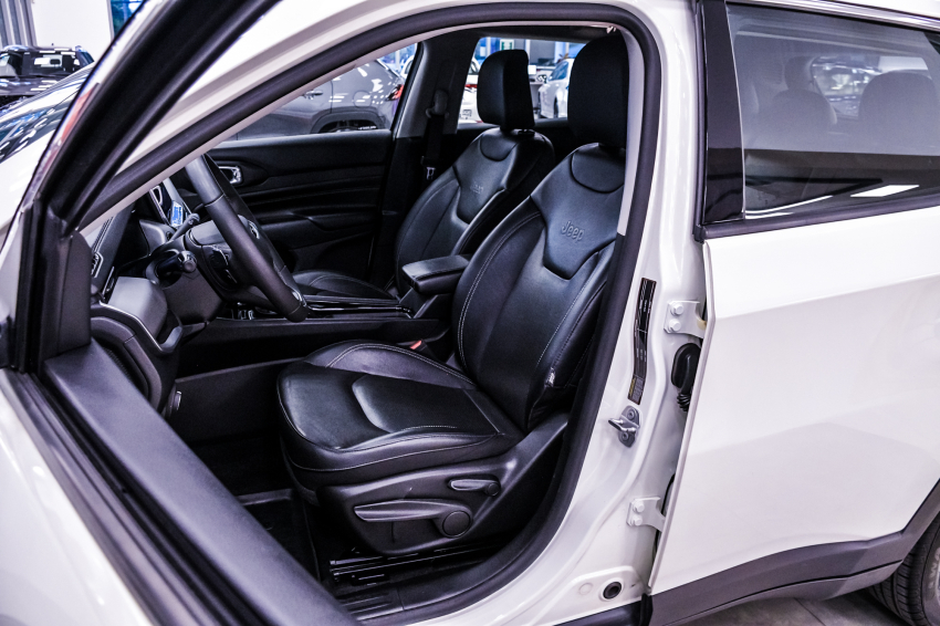 JEEP COMPASS 1.3 T270 TURBO FLEX LONGITUDE AT6 20