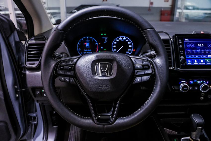 Honda CITY 1.5 i-VTEC FLEX HATCH EXL CVT 15