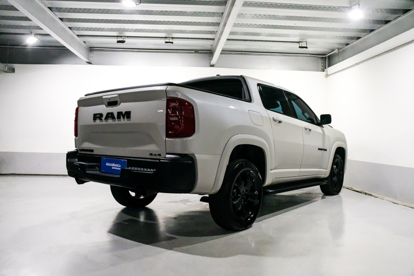 Ram RAMPAGE 2.0 HURRICANE 4 TURBO GASOLINA LARAMIE 4X4 AUTOMÁTICO 10