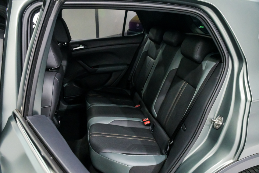 Volkswagen T-CROSS 1.4 250 TSI TOTAL FLEX EXTREME AUTOMÁTICO 21
