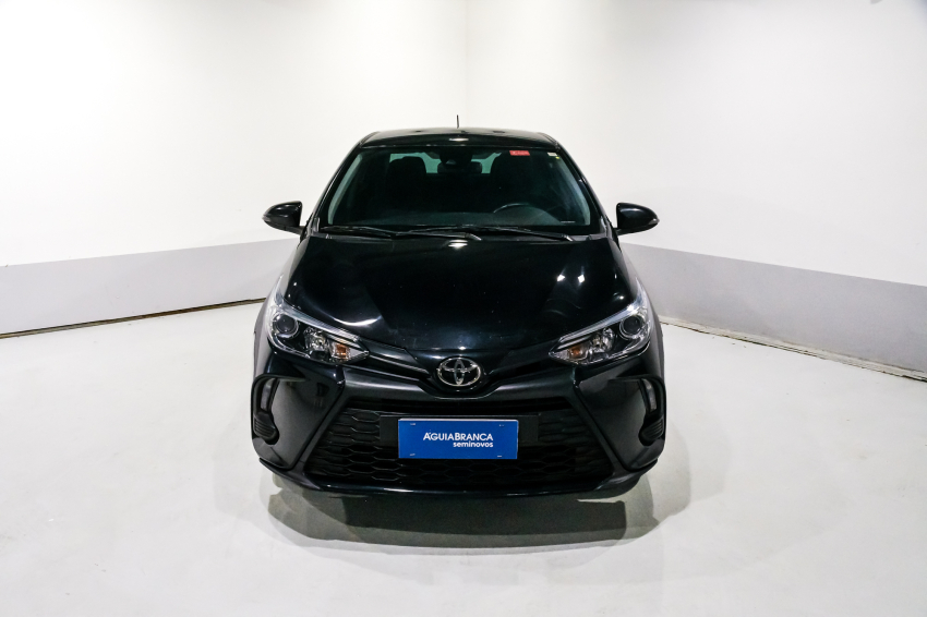 Toyota YARIS 1.5 16V FLEX SEDAN XS MULTIDRIVE 3