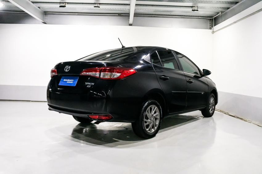 Toyota YARIS 1.5 16V FLEX SEDAN XS MULTIDRIVE 10