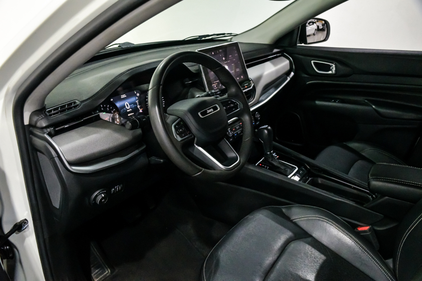 JEEP COMPASS 1.3 T270 TURBO FLEX LONGITUDE AT6 14
