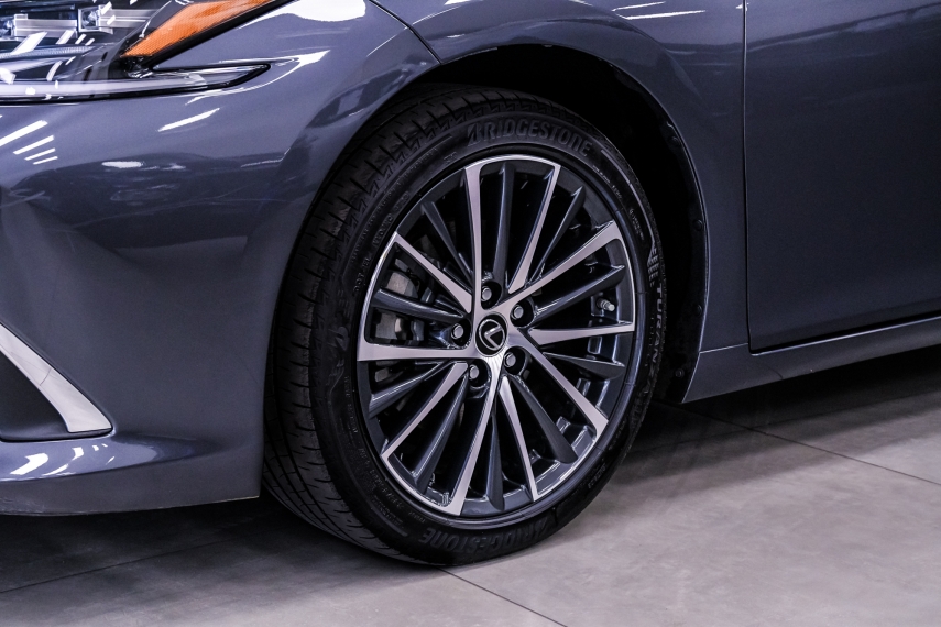Lexus ES 300h 2.5 16V HÍBRIDO CVT 2