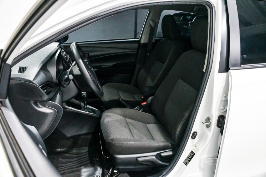 Toyota YARIS 1.5 16V FLEX SEDAN XL MULTIDRIVE 19