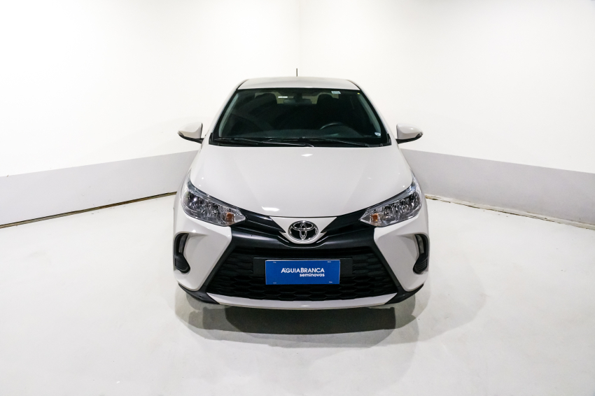 Toyota YARIS 1.5 16V FLEX SEDAN XL MULTIDRIVE 3