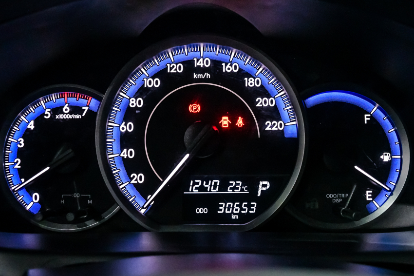 Toyota YARIS 1.5 16V FLEX SEDAN XL MULTIDRIVE 12