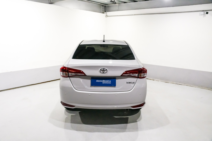 Toyota YARIS 1.5 16V FLEX SEDAN XL MULTIDRIVE 8