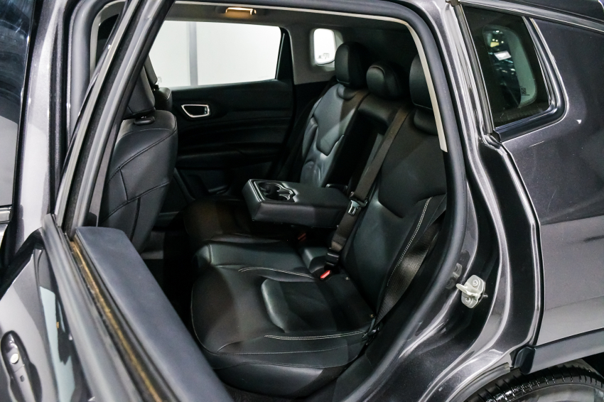 JEEP COMPASS 1.3 T270 TURBO FLEX LONGITUDE AT6 21