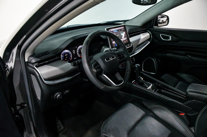 JEEP COMPASS 1.3 T270 TURBO FLEX LONGITUDE AT6 14