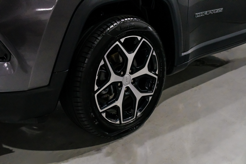 JEEP COMPASS 1.3 T270 TURBO FLEX LONGITUDE AT6 2